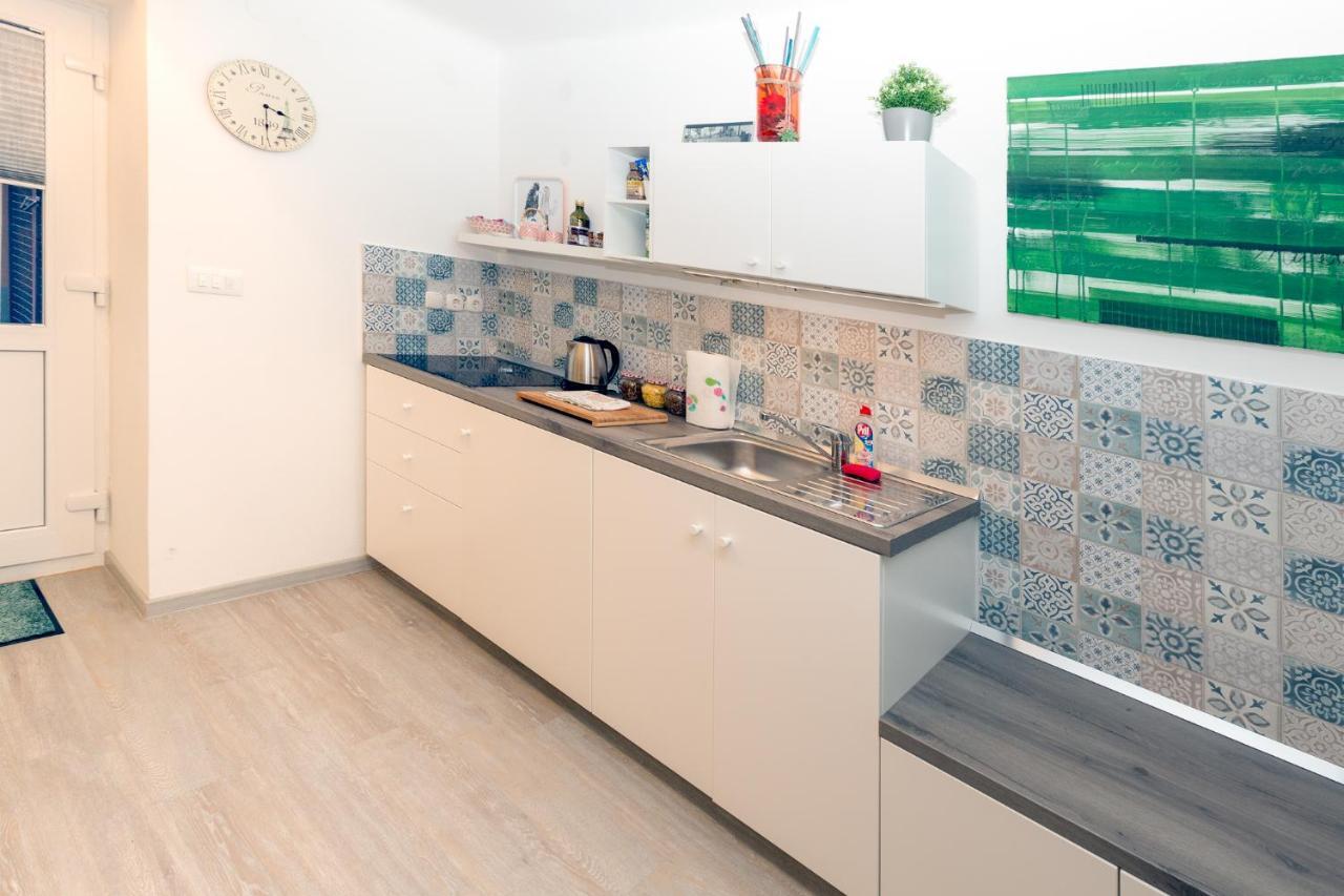 Big Yard Apartment Любляна Стая снимка
